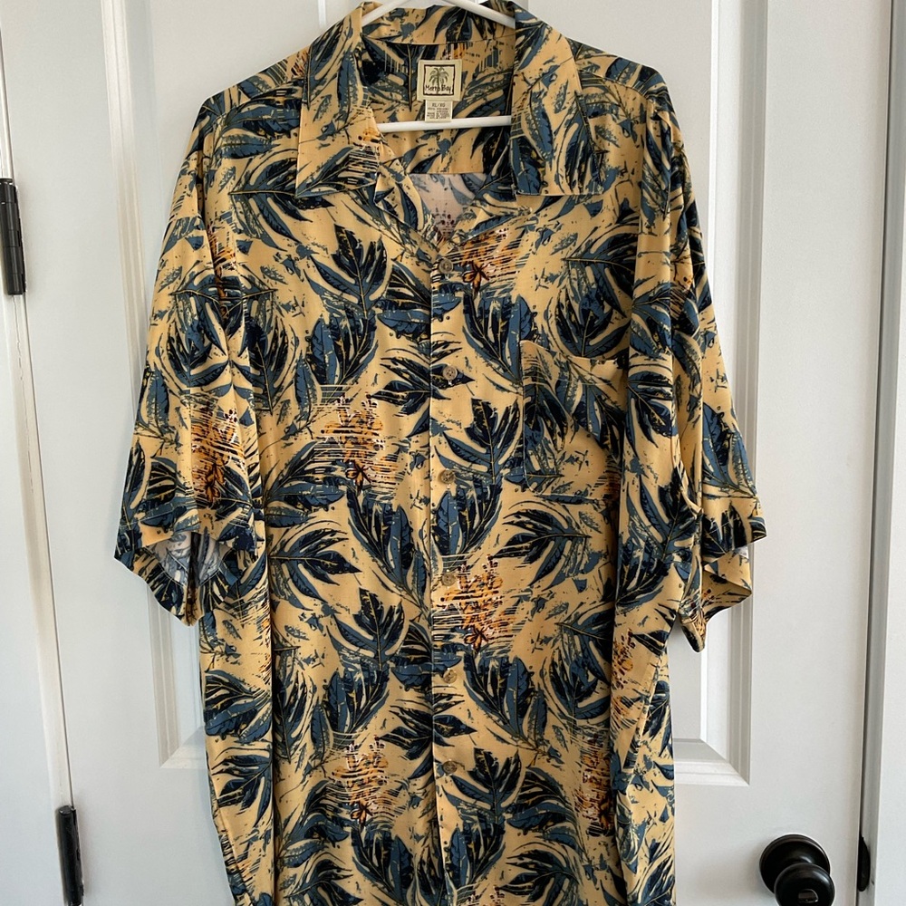Men’s Morro Bay Tropical Leaf Print Hawaiian Shirt